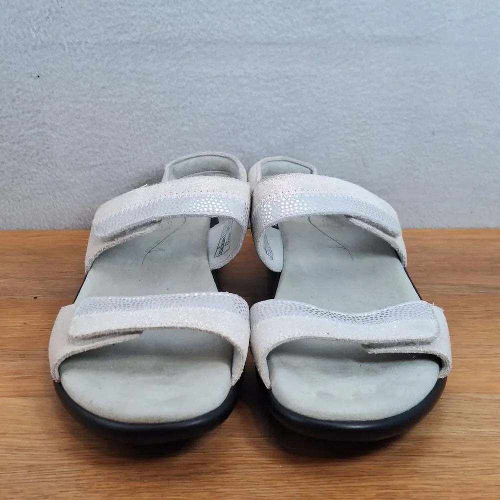 SAS Nudu Women's 10.5 Narrow Slingback Sandals White Cream Sparkle Leather USA